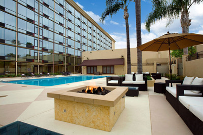 Red Lion Hotel Anaheim Offers "Cars" Rate; Earns Second TripAdvisor® Certificate of Excellence