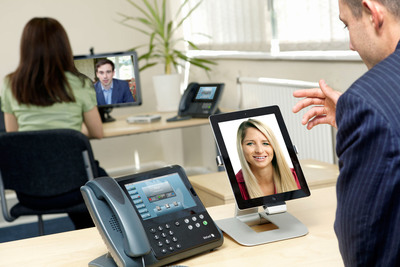 StarLeaf Transforms Collaboration for Mobile, Remote and Office Workers with A Breakthrough in Personal Video