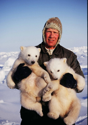 Polar Bear Champion Steven Amstrup Awarded 2012 Indianapolis Prize