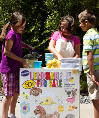 Squeeze Fresh Lemonade Fun Into Summer with Sunkist Take A Stand® Program