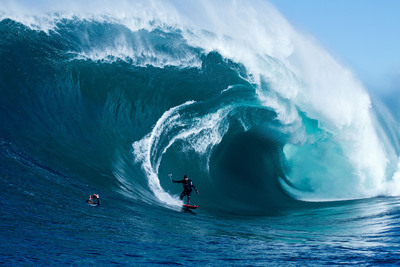 3net - The 24/7 3D Network From Sony, Discovery And IMAX - To Debut World Premiere Of Groundbreaking 3D Sportumentary Series 'STORM SURFERS,' August 19, 2012