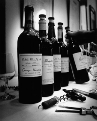 Penfolds Re-Corking Clinics 2012 -- The Ultimate Wine Health-Check