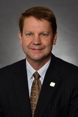 Fifth Third Bank Names Tom Heiks President/CEO of North Carolina Affiliate