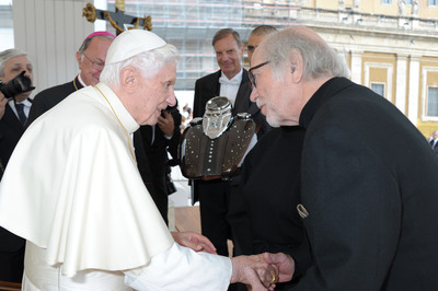 Harley-Davidson y el Papa Benedicto marcan la celebración del 110 aniversario