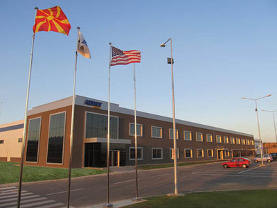 KEMET houdt Grand Opening voor nieuwe productievestiging in Macedonië