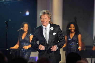 Rod Stewart Once Again Shatters HSN Sales Records, Selling Nearly 30,000 Copies Of "MERRY CHRISTMAS, BABY" Following HSN Live Concert Series Performance October 26