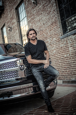 La marca de camionetas Ram lanza alianza con Juanes, aclamada estrella de música latina, para la campaña publicitaria bilingüe 'A Todo, Con Todo'