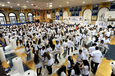 Bubble Wrap Teams Up With Students to Pop Their Way to a Guinness World Records® Title