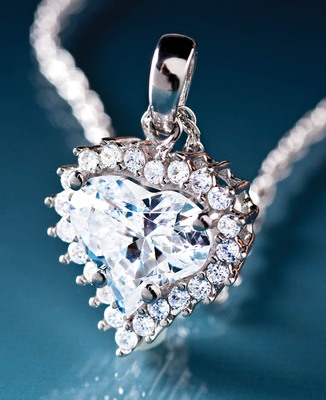 Stauer Announces $14 Jewelry Gift Ideas To Celebrate "The Official Price of Valentine's Day"