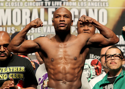 Floyd "Money" Mayweather Inks Record-Breaking Deal With Showtime®/CBS