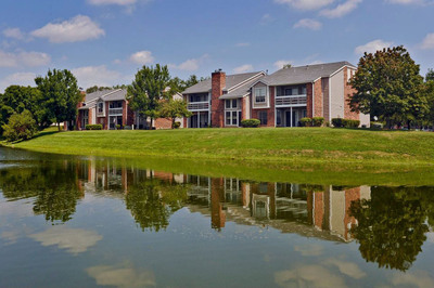 TGM Associates Acquires A Large Multifamily Community In Willowbrook, IL
