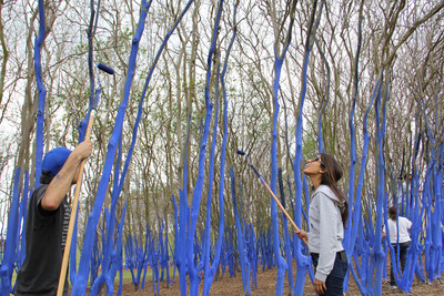 Artist Konstantin Dimopoulos Brings The Blue Trees to Houston and Galveston as part of Worldwide "Art for Change" Movement