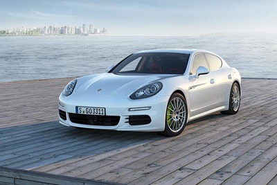 New Plug-in Hybrid and Extended Wheelbase Variants Added to Revised Panamera Range