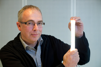 Philips creates the world's most energy-efficient warm white LED lamp