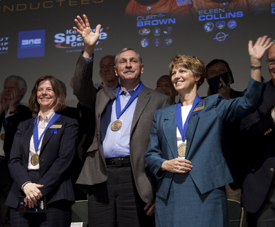 Space Shuttle Astronauts Curt Brown, Eileen Collins and Bonnie Dunbar Inducted into U.S. Astronaut Hall of Fame