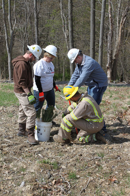 CONSOL Energy &amp; the MAWC Partner with the PA Game Commission to Celebrate Arbor Day