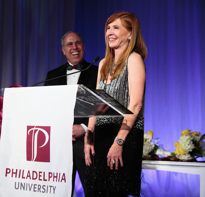Fashion designer Nicole Miller presented with 2013 Spirit of Design Award at the Philadelphia University Fashion Show