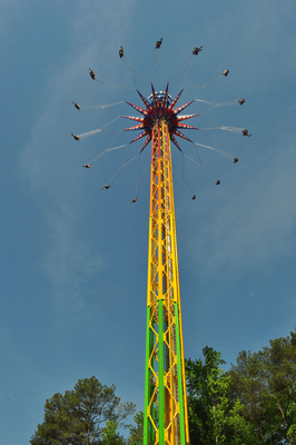 Six Flags Over Georgia Soars to New Heights With SkyScreamer