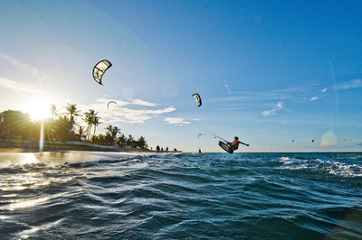 Kiteboarding in Cabarete.  (PRNewsFoto/Dominican Republic Ministry of Tourism)