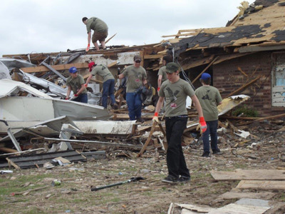 Veterans Helping Veterans Affected by Tornadoes in Oklahoma