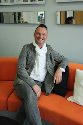 Andre van der Raad of Netherlands Reaches Prestigious PartyLite Sales Leadership Level