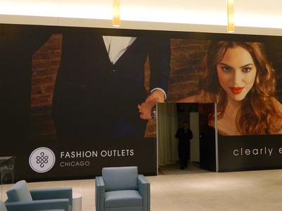 Fashion Outlets of Chicago Opens, Boston Barricade Company Chosen to Supply Graphics and Enclosures