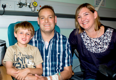 UK Man Without Human Heart Leaves Papworth Hospital with New Donor Heart