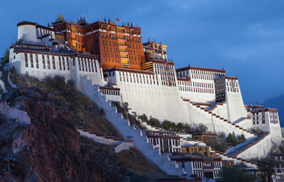 New Tibet Trip And Panda Cuddles Set For Crystal's Spring China Cruises