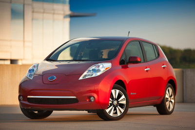 Nissan Celebrates LEAF Sales Milestone On National Plug In Day
