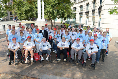 Snap-on Incorporated Hosts Veterans in Nation's Capital:  First Company to Sponsor Solo Honor Flights for its Associates and Franchisees