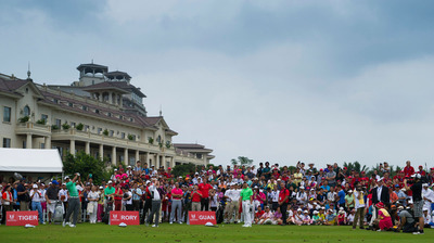 Guan Tianlang and 120 Juniors in China are inspired and motivated by Tiger and Rory at Mission Hills Haikou