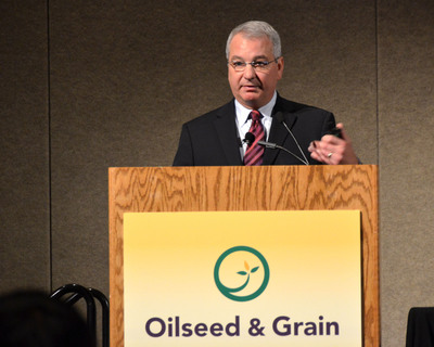 Thomas Mielke of OIL WORLD predicts bearish outlook for oilseeds and oilmeals in 2014 at Oilseed &amp; Grain Trade Summit