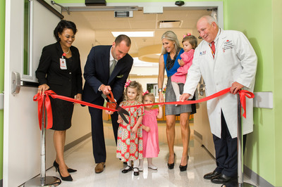 NFL Quarterback Matt Schaub and his GR8 Hope Foundation cut ribbon on expanded emergency center at Texas Children's Hospital West Campus