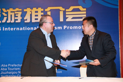 Jiuzhai Valley Hosts 2014 International Introduction to Tourism and Tourism Marketing Event