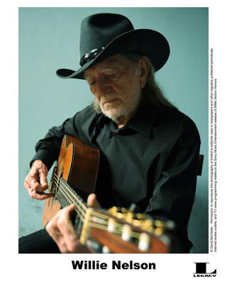 Willie Nelson Plays to Impressive Crowd at Silver Springs State Park's Outdoor Theatre