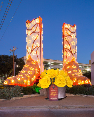 San Antonio Transforms into the "City of Yellow Roses"