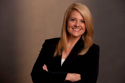 THE MUSES Woman of the Year 2014 Luncheon Honors SpaceX President and COO Gwynne Shotwell