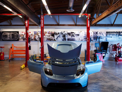 Tesla Motors Chooses Fast, Battery-Powered Rotary Lift Shockwave™ Lifts to Service Its Fast, Battery-Powered Cars