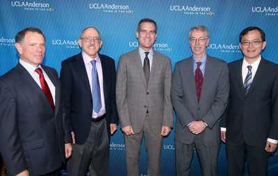 Los Angeles Mayor Eric Garcetti (center) with UCLA Anderson Forecast economists (left to right) Jerry Nickelsburg, David Shulman, Ed Leamer and William Yu on April 2, 2014. 