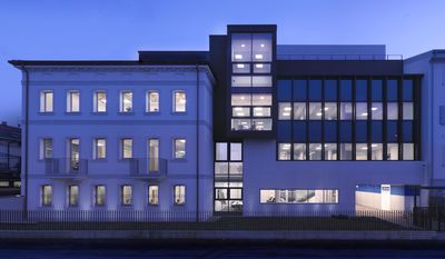 CROMSOURCE Expands European Headquarters - Opens New Office Building