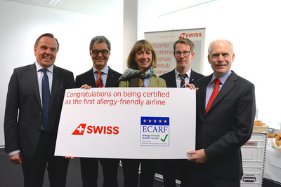 SWISS becomes the world’s first certified “allergy-friendly” airline. From left to the right : Frank Maier (Head of Product&Services SWISS), Prof. Dr. Peter Schmid-Grendelmeier (Vice President of the foundation board of aha! Swiss Allergy Centre), Sarah Klatt-Walsh (Head of Inflight SWISS), Jan Trachsel (Inflight Culinary Development SWISS), Prof. Dr. Torsten Zuberbier (Director of ECARF). 