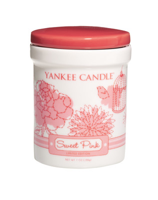 Yankee Candle Launches New Dream Garden Collection in Time for Mother's Day 2014