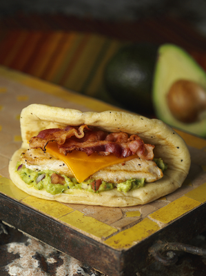 Fuddruckers Fast Casual Chain Takes A Bite Out Of Spring With The Monterey Chicken Flatbread Sandwich, Available Through June 27