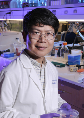 Dr. Zhijian "James" Chen of UT Southwestern Elected to Prestigious National Academy of Sciences