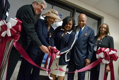 Stanley Bergman, Chairman of the Board and CEO, Henry Schein, Inc.; State Senator Thelma Harper, District 19; Cherae Farmer-Dixon, D.D.S., M.S.P.H., Dean, Meharry Medical College School of Dentistry; Dr. Louis W. Sullivan, former Secretary of the United States Department of Health and Human Services and Chairman of the Sullivan Alliance to Transform the Health Professions; and Daphne Ferguson-Young, D.D.S., Professor, Program Director, Graduate Residency Programs, Meharry Medical College School of Dentistry