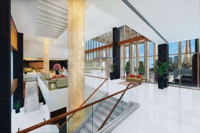 The Oberoi, Dubai eleito "O Principal Hotel Urbano de Luxo do Oriente Médio" no World Travel Awards 2014 e também eleito "O Melhor Novo Hotel Executivo'' pelo Business Traveller Middle East Awards