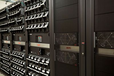 Best-in-Class Power, Security Systems Installed at New US Signal Data Center