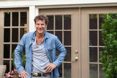 Sears celebrity designer Ty Pennington admires his work after making over the patio for America’s Favorite Bachelor Couple, Sean and Catherine Lowe. The makeover from drab to fab is captured in a new web series sponsored by Sears Outdoor Living. Watch it at sears.com/outdoorliving.