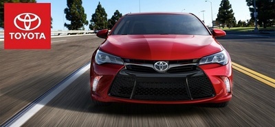 Toyota of Naperville shows off Toyota Camry