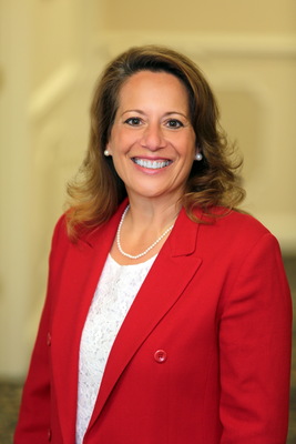 Linda Caporali Joins Community Bank Of The Chesapeake As Branch Sales Manager For Fredericksburg